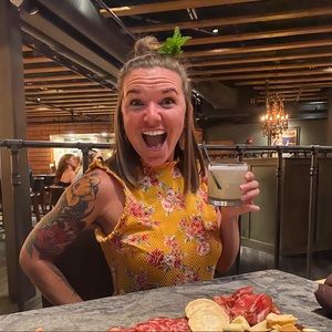 Meet your Posher, Ayla